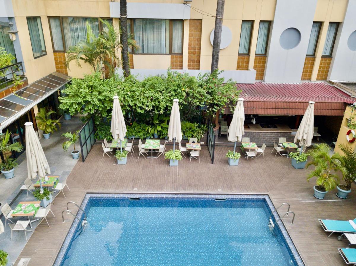 Hotel Memling Kinshasa Exterior foto