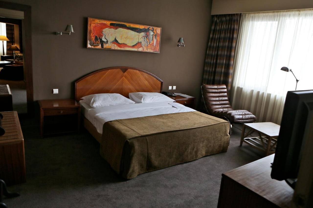 Hotel Memling Kinshasa Exterior foto